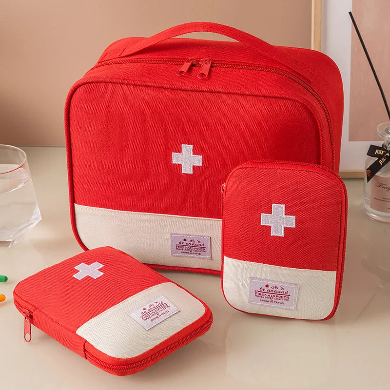 First Aid Kit Designed with Various Colors + a Cross Logo, Includes Multi-Size Sets Suitable for Different Scenarios: the Large Size Can Store Basic Medicines and Emergency Tools, Suitable for Family Use; the Medium and Small